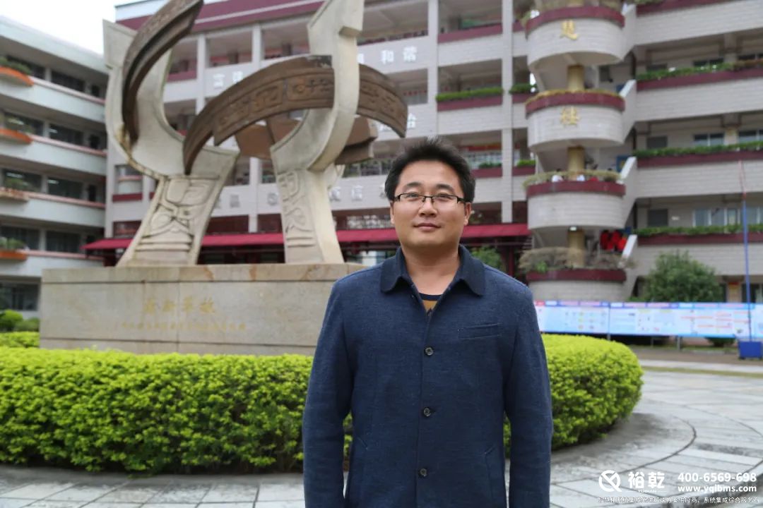4000个不带手机的学生，和他们的智慧校园3
